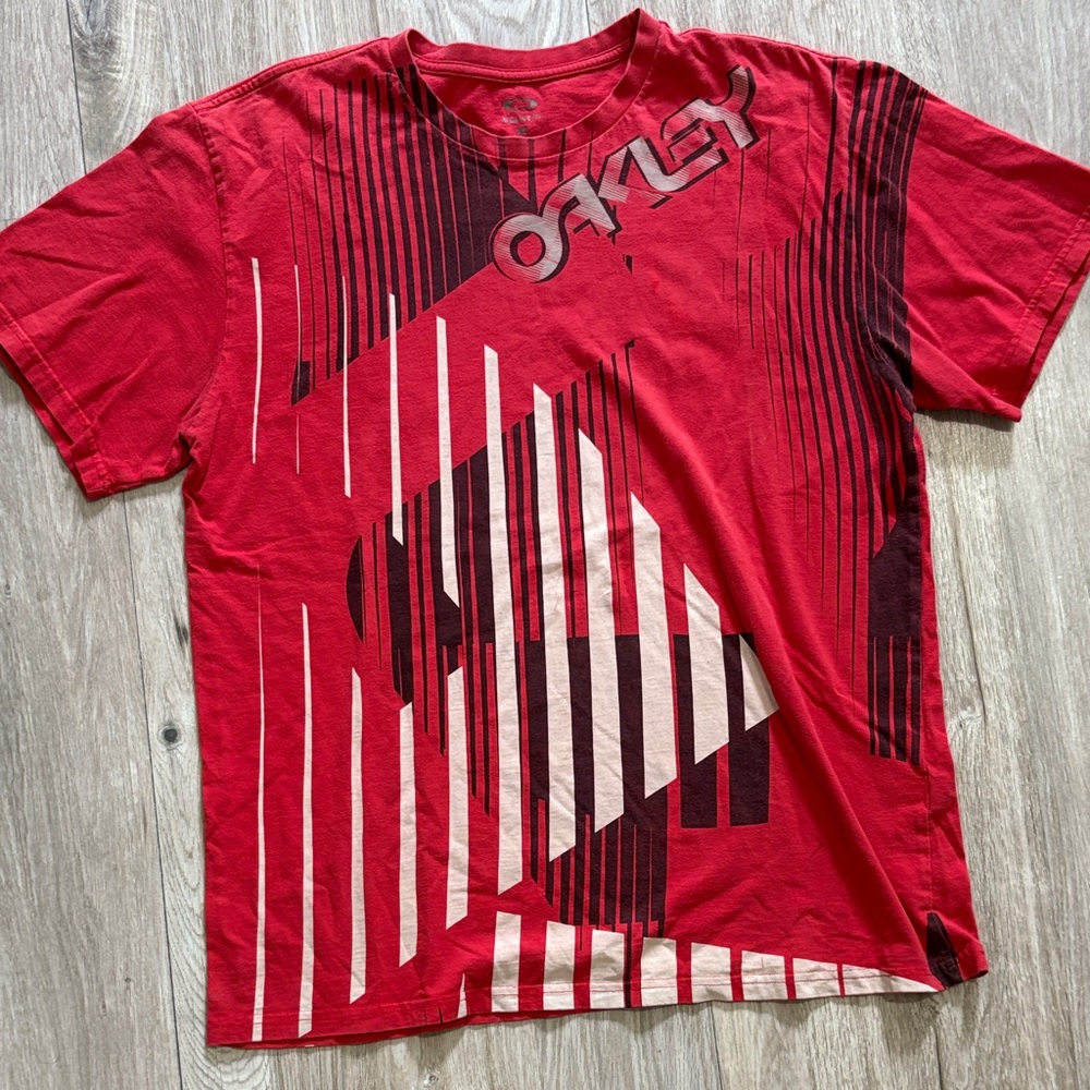 Oakley Men's Red Tee